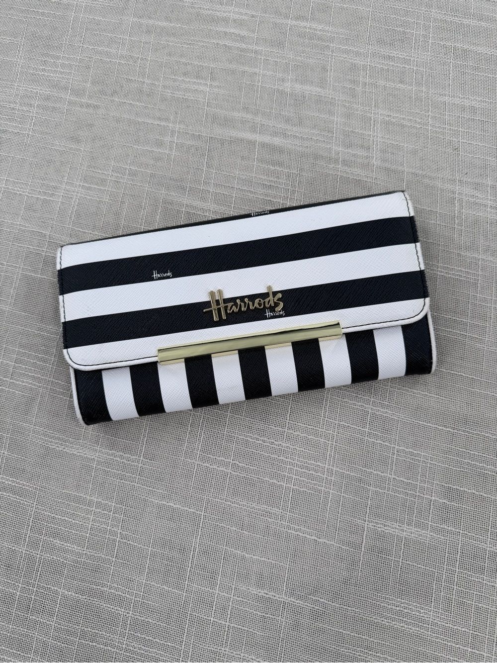 Harrods Wallet Black and White Faux Leather